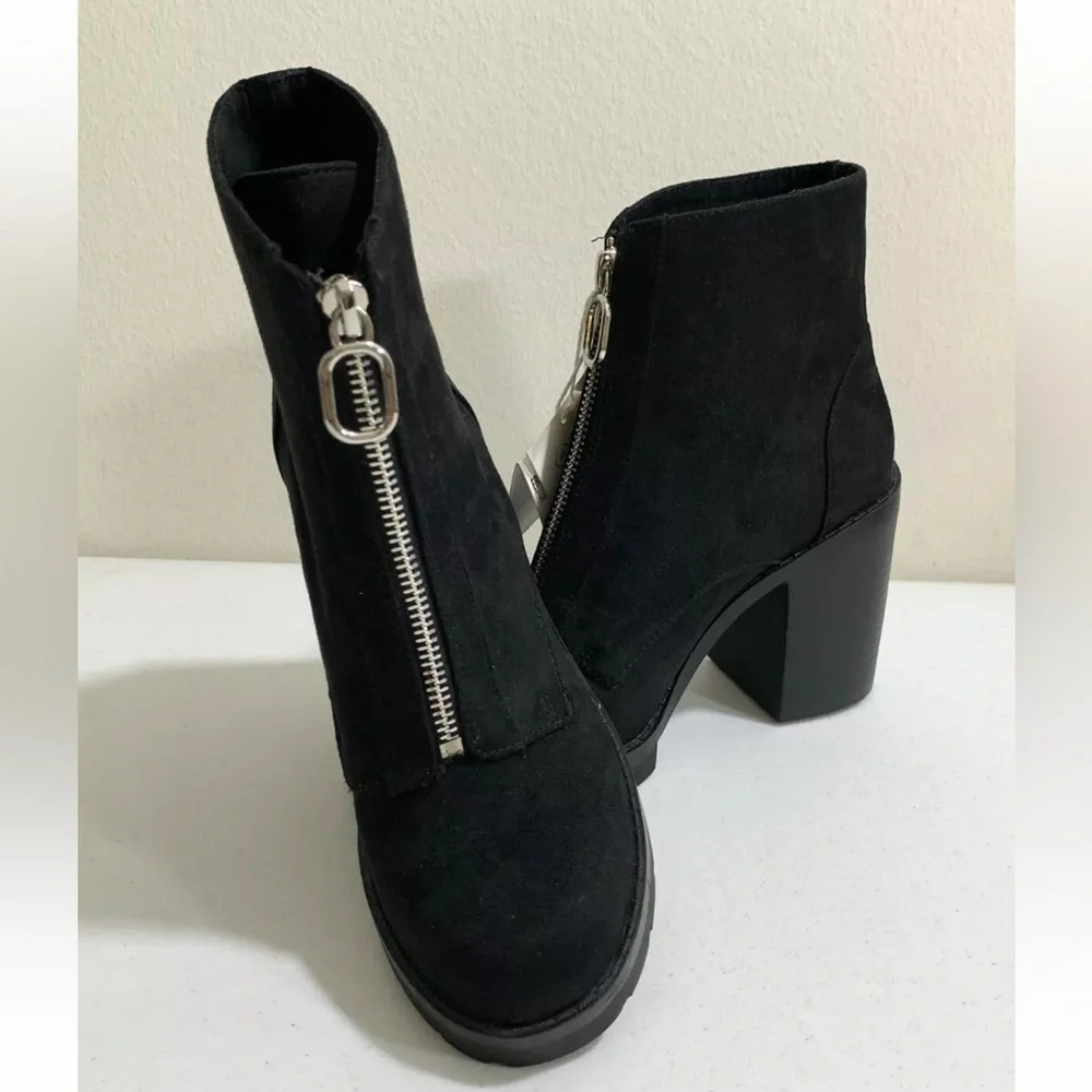Pull and Bear Black Suede Zip Ankle Heeled Shoes Boots Size US 7 NWOB - Picture 5 of 8